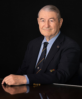 Portrait of Dr. Lyle Micheli