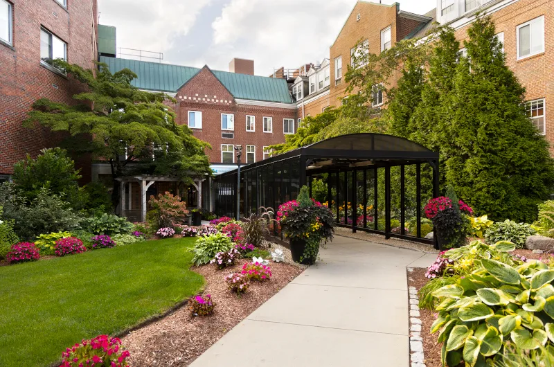 Exterior of Winchester Hospital